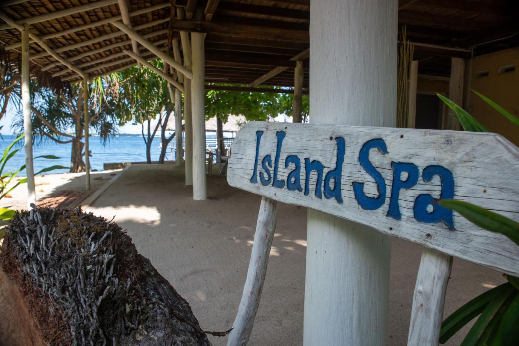 Trikora Beach Club&Resort Teluk Bakau Exterior foto
